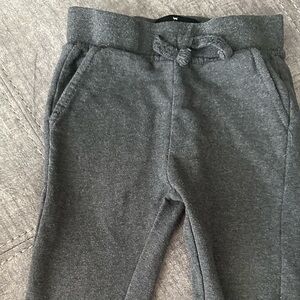 Steve’s jeans Gray Joggers with Straight Leg Design cuffed and Soft Fabric 2T